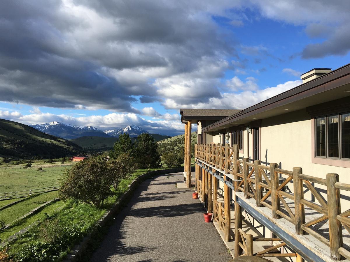 Erik'S Ranch Villa Hoffman ภายนอก รูปภาพ