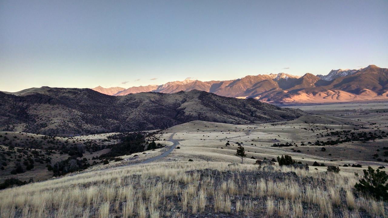 Erik'S Ranch Villa Hoffman ภายนอก รูปภาพ