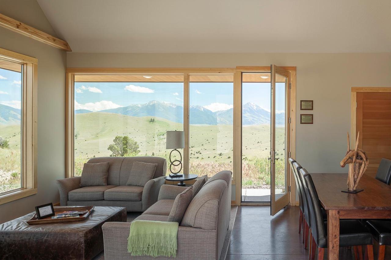 Erik'S Ranch Villa Hoffman ภายนอก รูปภาพ