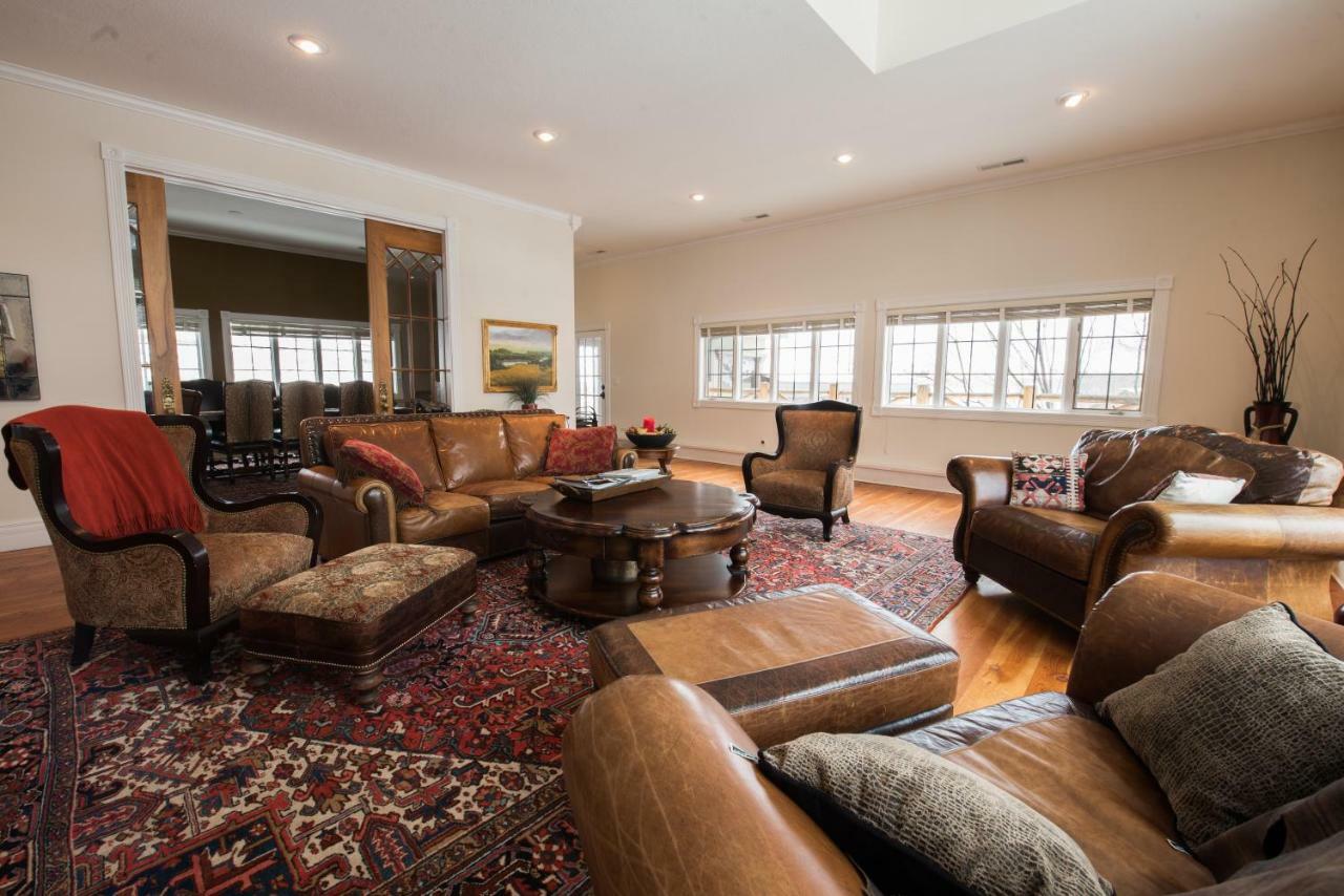 Erik'S Ranch Villa Hoffman ภายนอก รูปภาพ