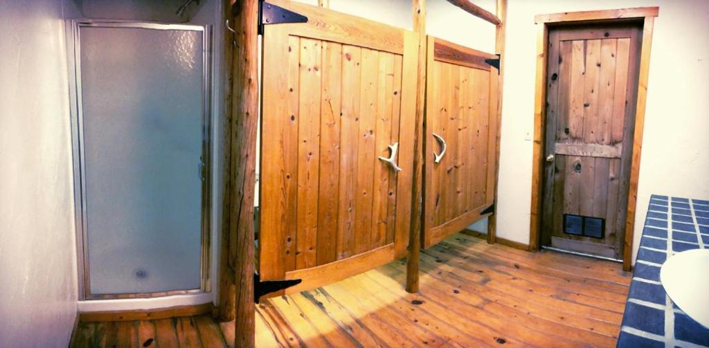 Erik'S Ranch Villa Hoffman ภายนอก รูปภาพ