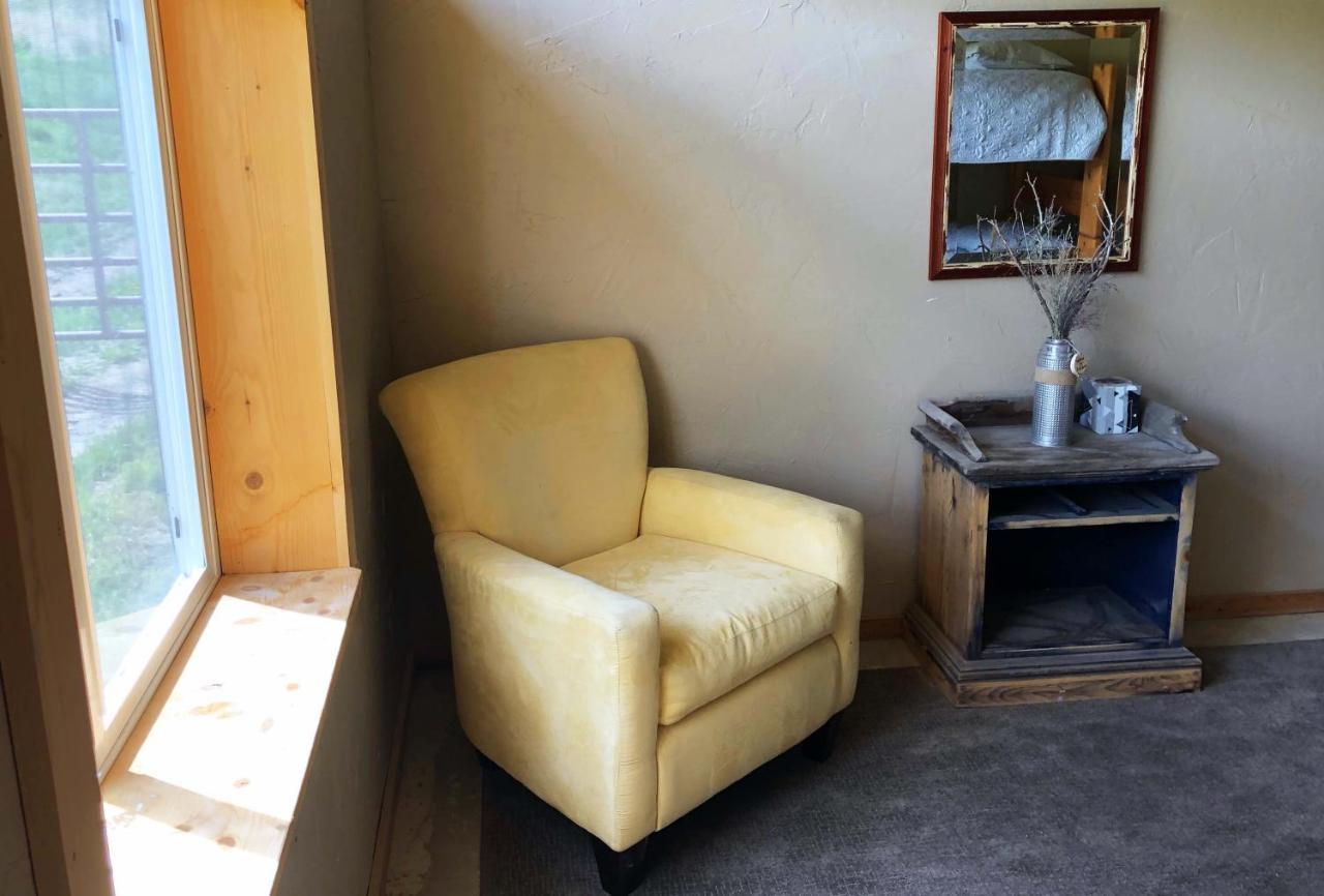 Erik'S Ranch Villa Hoffman ภายนอก รูปภาพ